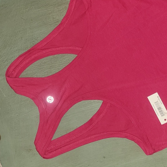 🆕️ Pink Tank - Picture 6 of 7